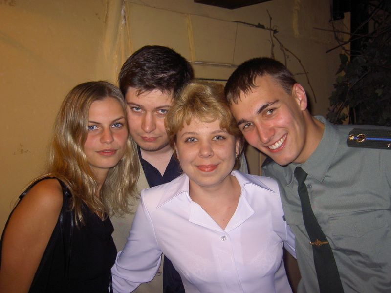 Надя, Леонид, Наташа, Владимир 2004 г. Петербург.